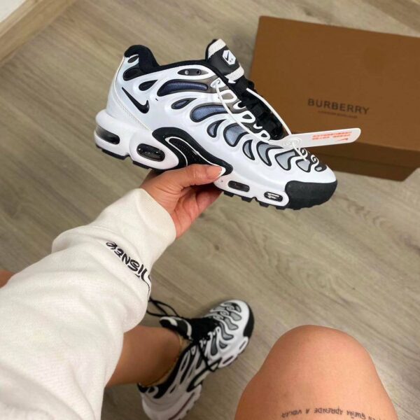 Nike Air Max Plus Drift Panda