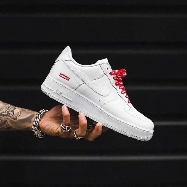 Nike Air Force Supreme