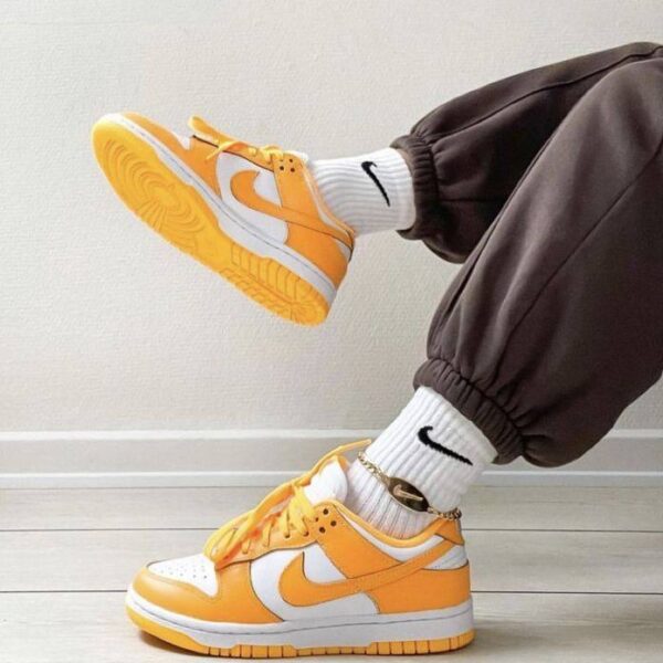 Nike Sb Dunk Low Yellow