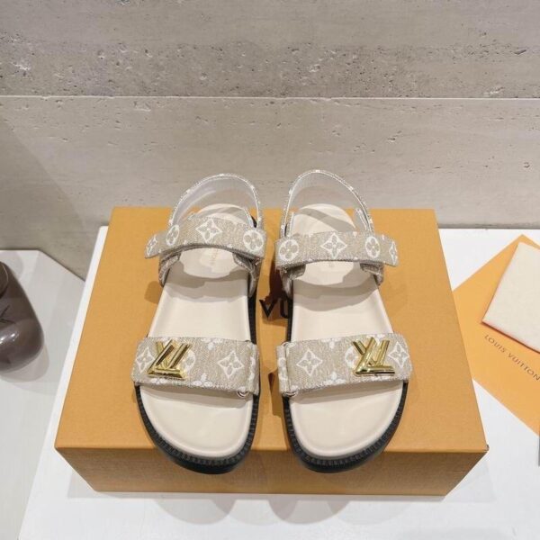 Louis Vuitton صندل