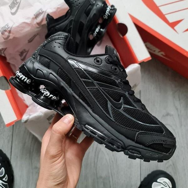Nike Shox Supreme