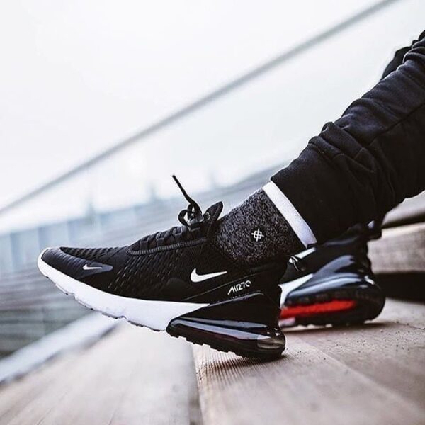 Nike 270 Black White