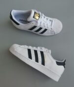 ⁦אדידס סופרסטאר⁩ – תמונה ⁦2⁩