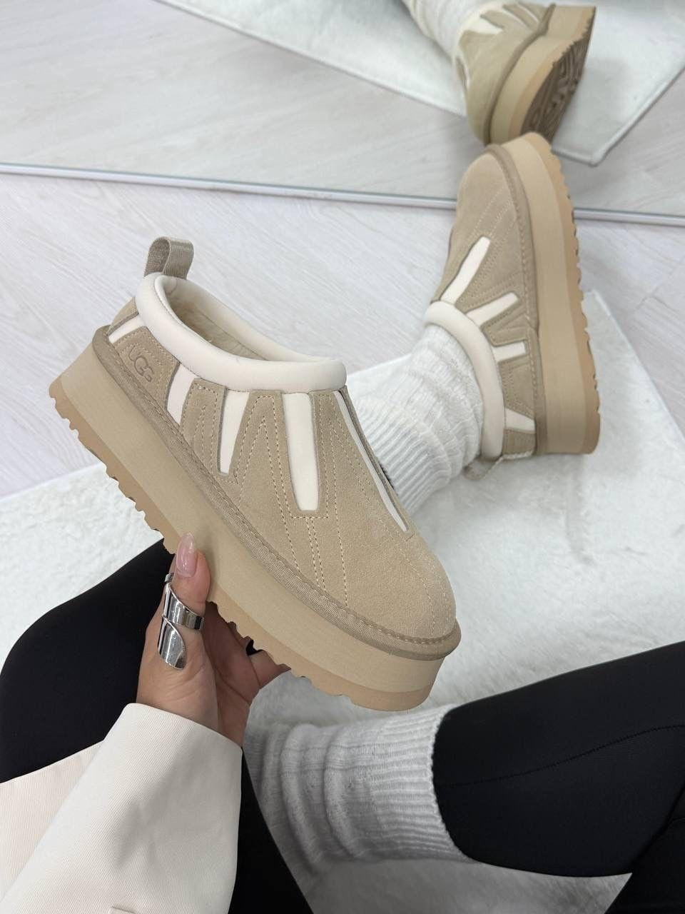 IMG-20251106-WA0000-1.jpg UGG... - Image 1