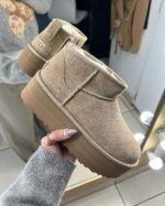 UGG platform
