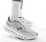 On Black Cloudsurfer Next - Image 4