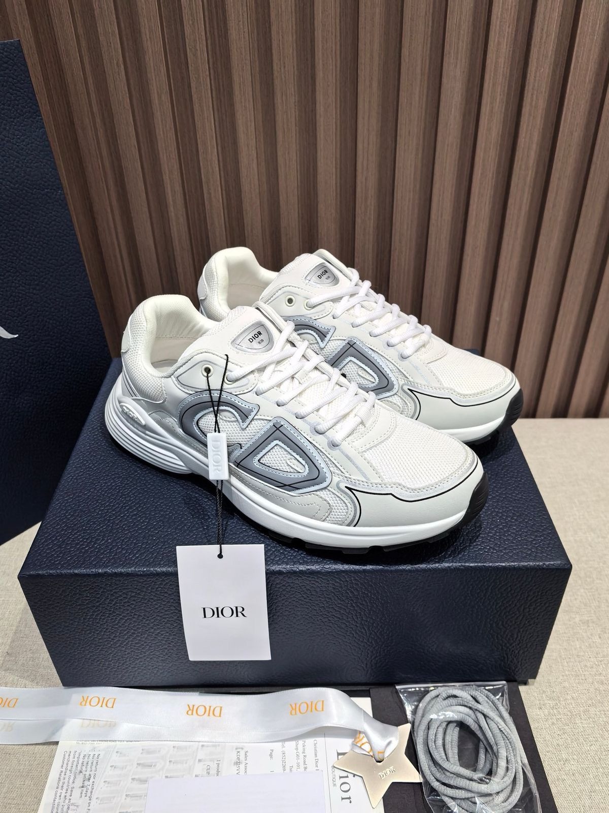 IMG-20251120-WA0238-1-1.jpg Christian Dior B30 - الصورة 1