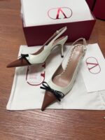 ⁦Valentino Garavani Bepointy Heels⁩ - الصورة ⁦4⁩