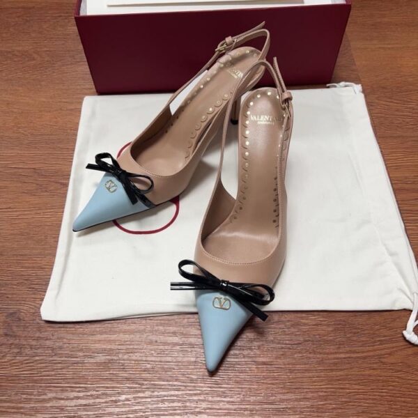 Valentino Garavani Bepointy Heels