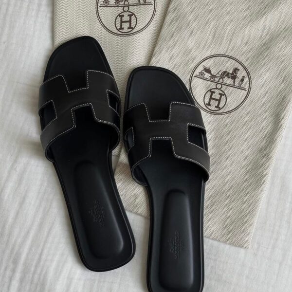Hermes Oran Slipper