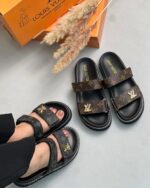 ⁦Louis Vuitton Slipper⁩ - الصورة ⁦3⁩