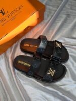 ⁦Louis Vuitton Slipper⁩ - الصورة ⁦3⁩