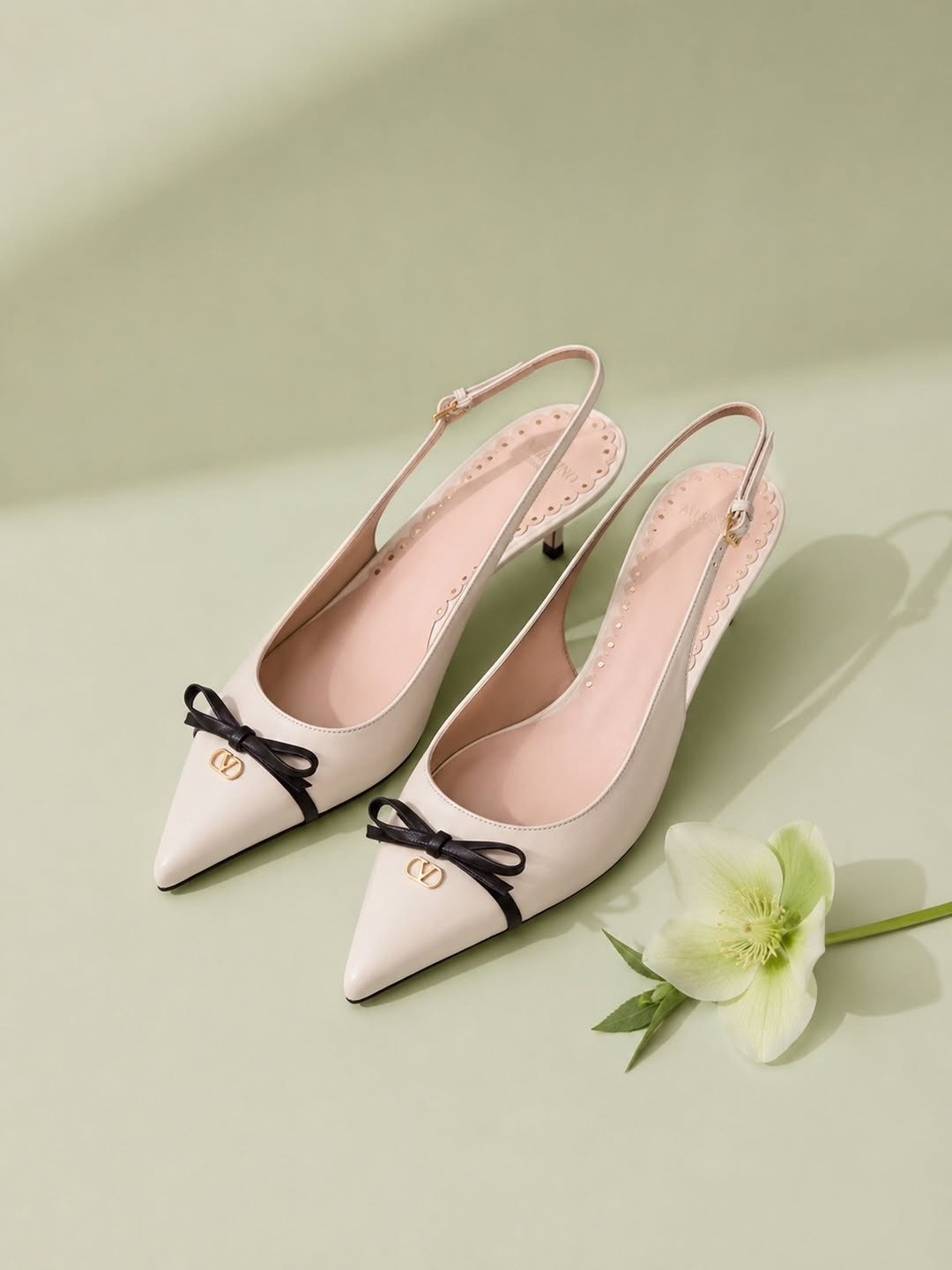 Panda-in-1782395111833-1.jpg Valentino Garavani Bepointy Heels - الصورة 1