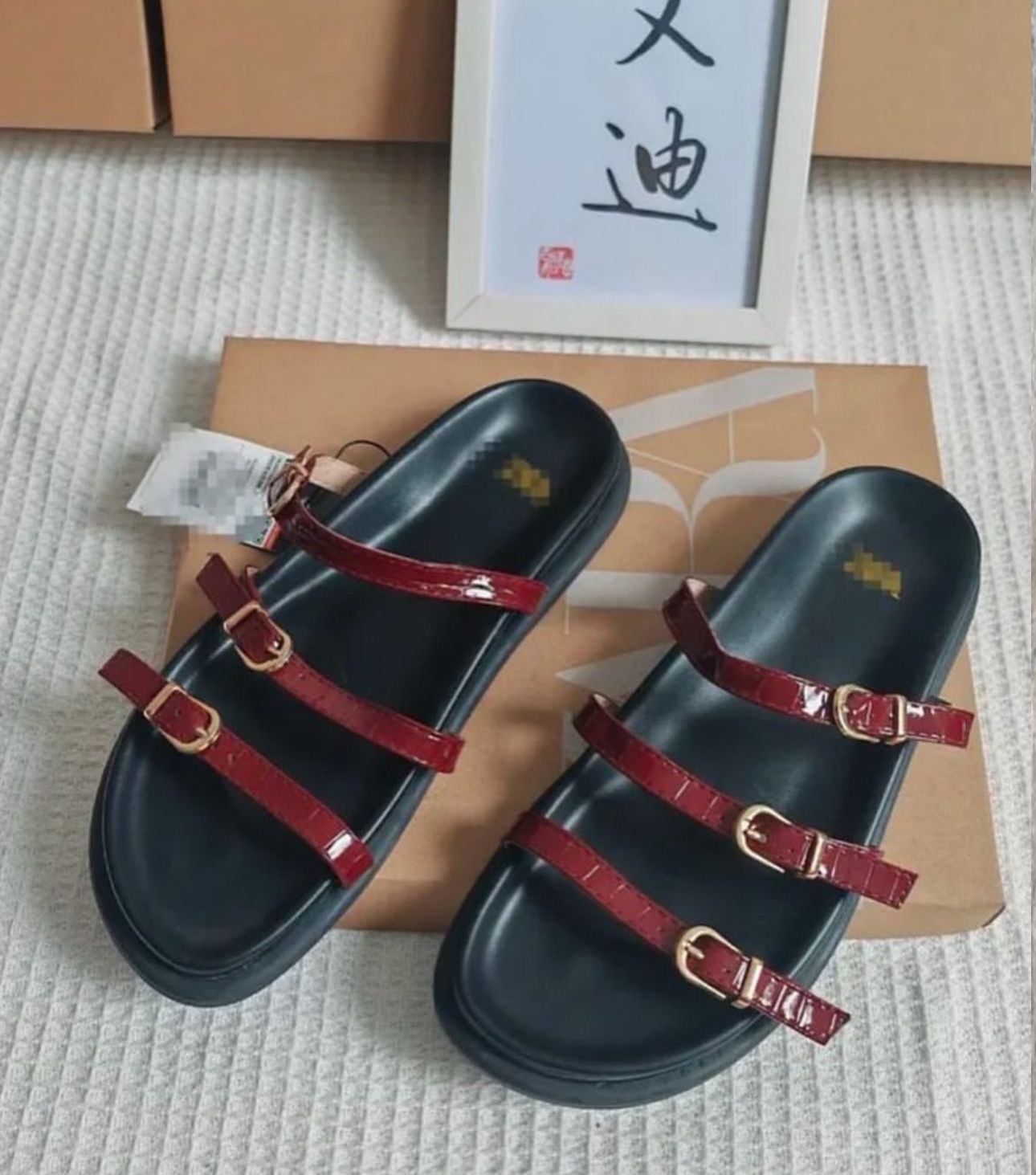 a9318d80-cc93-425b-ac06-bfdaf0bb0107-1.jpg Zara Slipper - الصورة 1