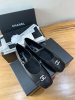 ⁦Chanel Mary Jane Flat⁩ - الصورة ⁦2⁩