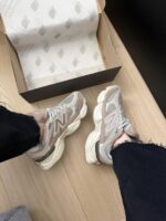 ⁦New Balance9060⁩ - الصورة ⁦6⁩