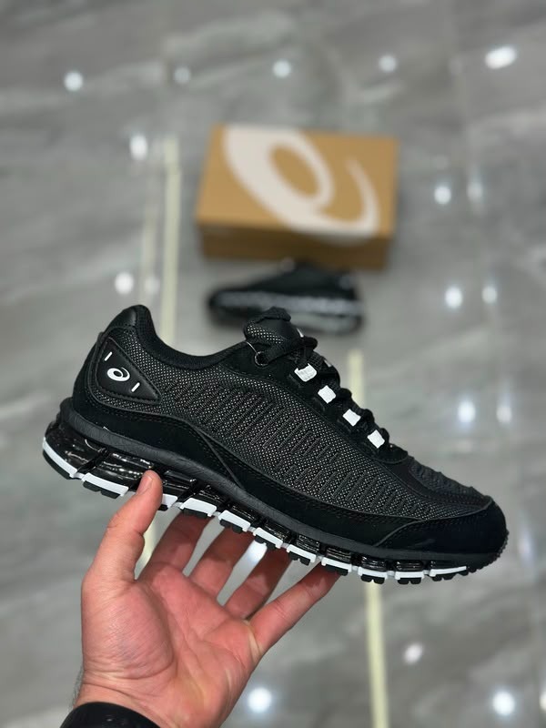54d46b1d-1f06-495e-8509-278a3e848495-1.jpg ASICS GEL - الصورة 1