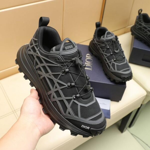 Dior B31
