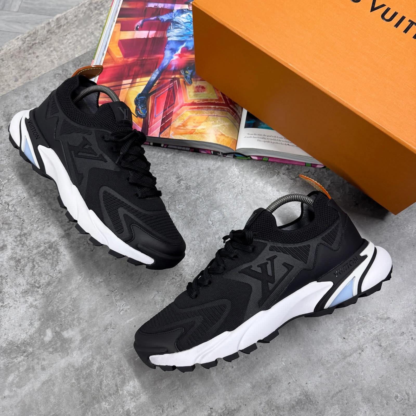 FB_IMG_1781688605888-1.jpg Louis Vuitton Runner Tatic - الصورة 1