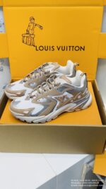 ⁦Louis Vuitton Runner Tatic⁩ - الصورة ⁦2⁩