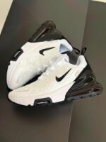 ⁦Nike Air Max 270⁩ - الصورة ⁦2⁩