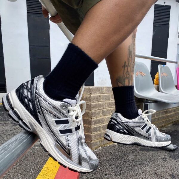 New Balance 1906R