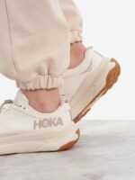 ⁦HOKA TRANSPORT (D WIDE) WOMENS⁩ - الصورة ⁦2⁩