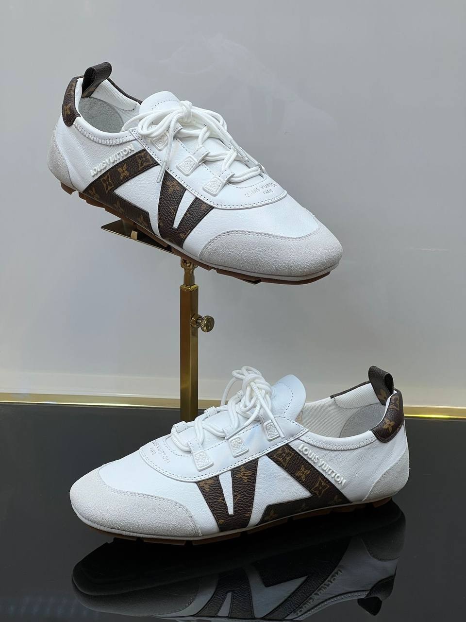 IMG_20260817_163544_389-1.jpg Louis Vuitton Sneakerina - الصورة 1