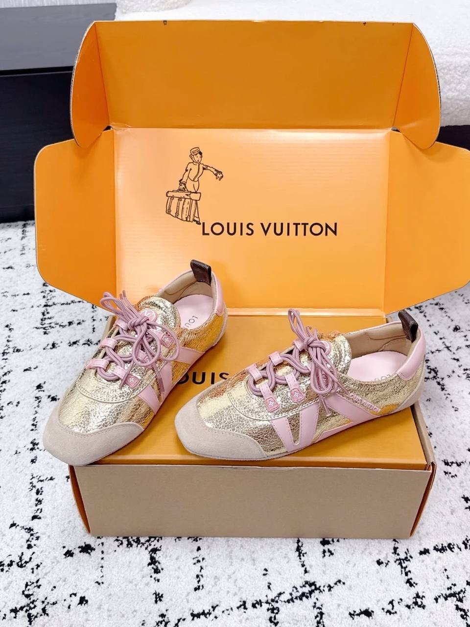 IMG_20260817_163544_761-1.jpg Louis Vuitton Sneakerina - Image 1
